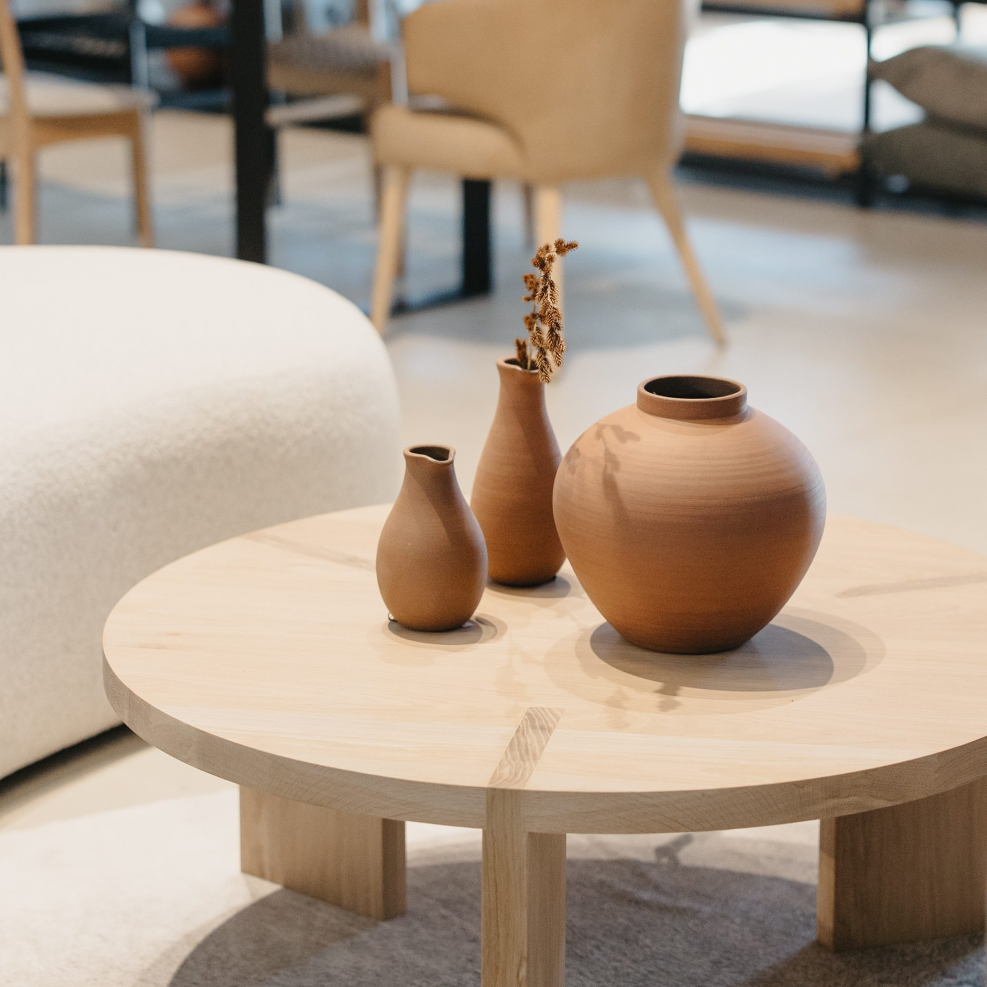 COFFEE & SIDE TABLES